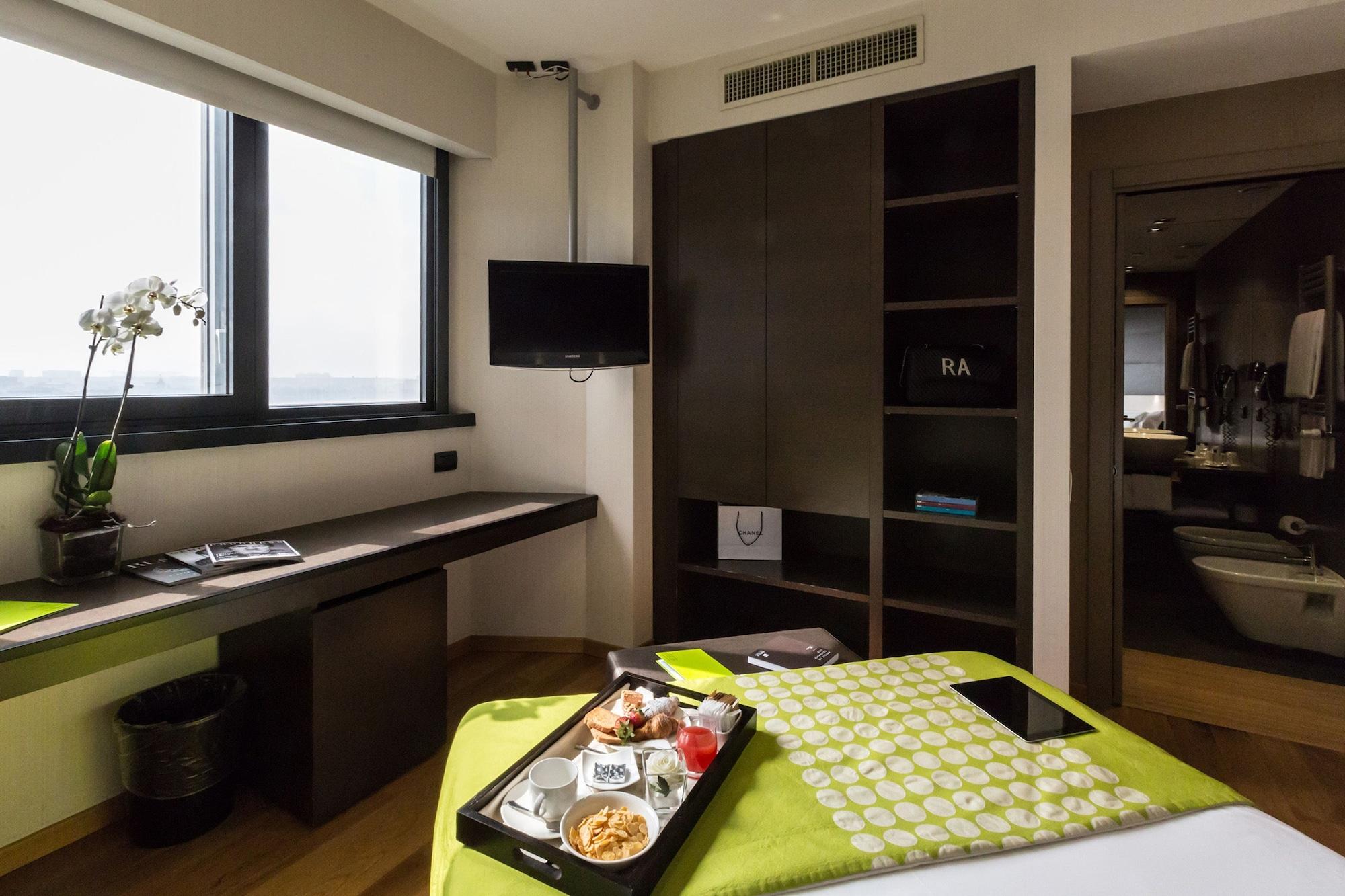 Best Western Plus The Hub Hotel Milano Eksteriør billede