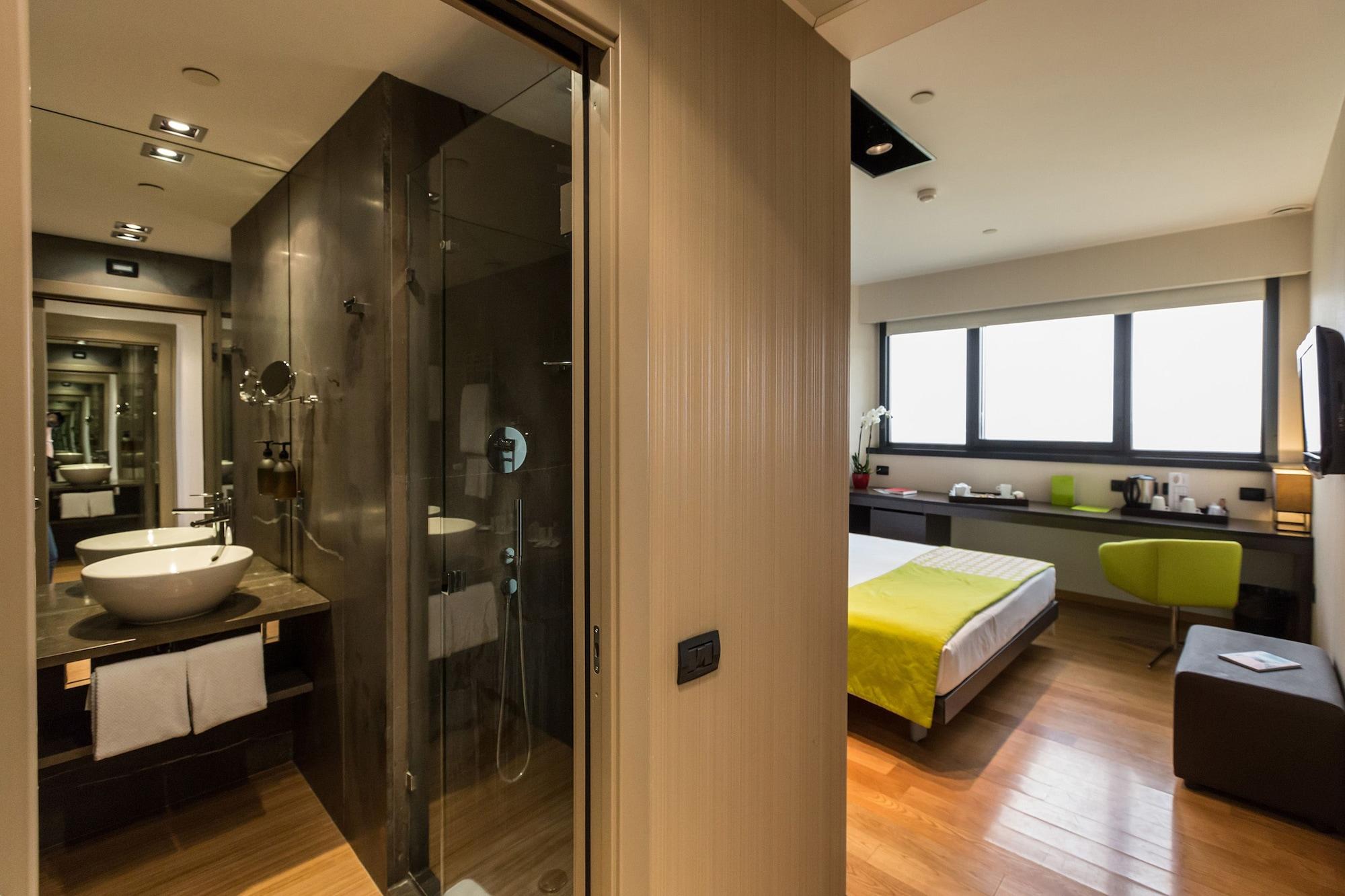 Best Western Plus The Hub Hotel Milano Eksteriør billede
