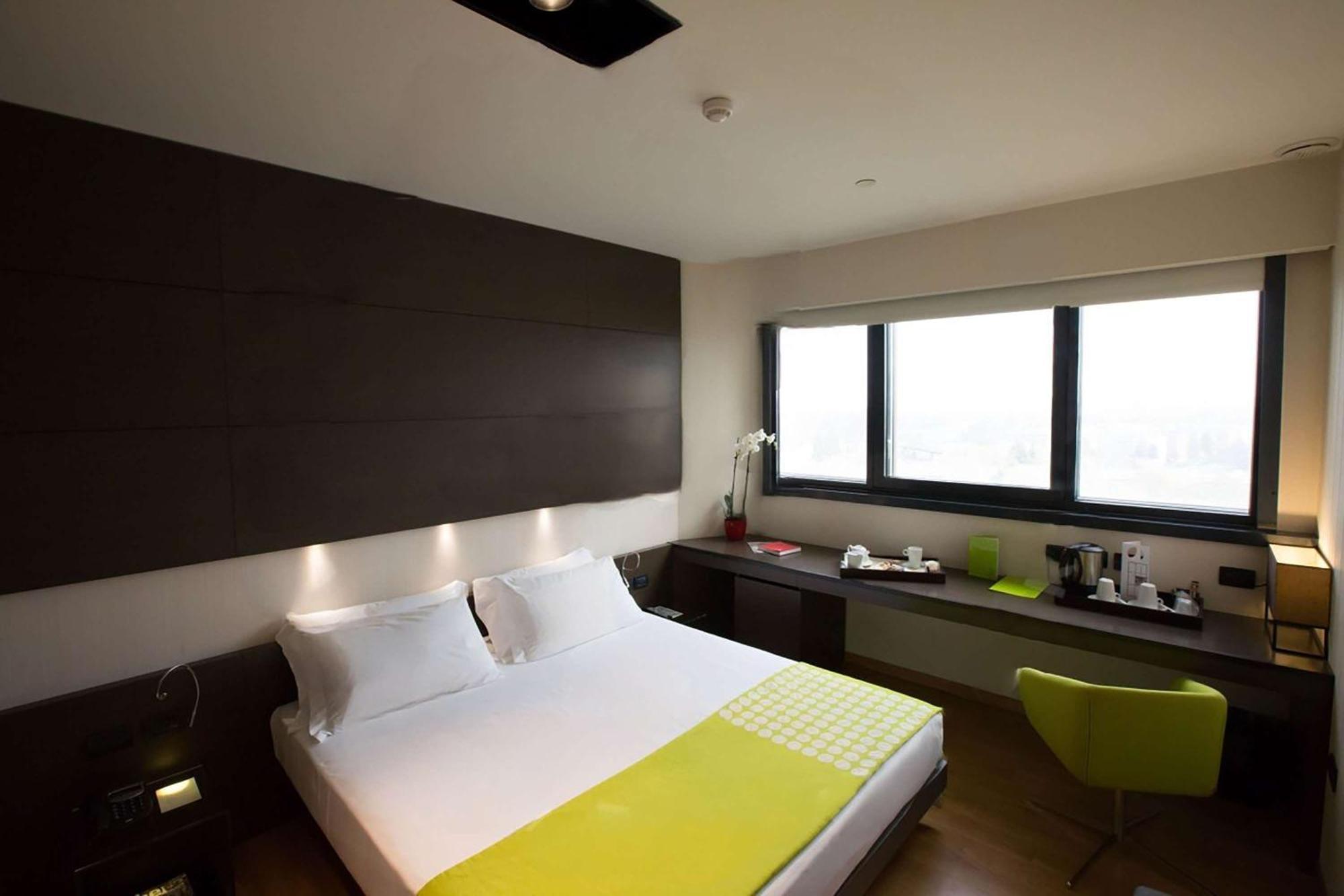 Best Western Plus The Hub Hotel Milano Eksteriør billede