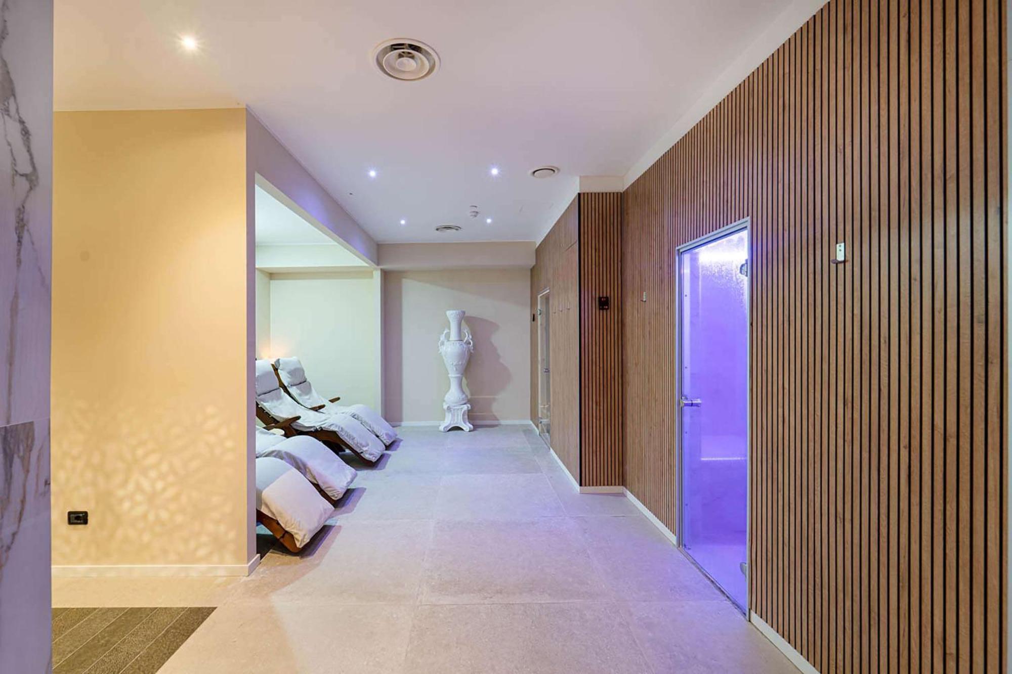 Best Western Plus The Hub Hotel Milano Eksteriør billede