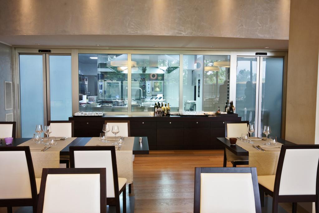 Best Western Plus The Hub Hotel Milano Eksteriør billede