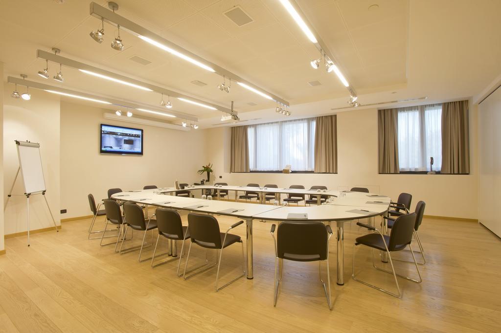 Best Western Plus The Hub Hotel Milano Eksteriør billede