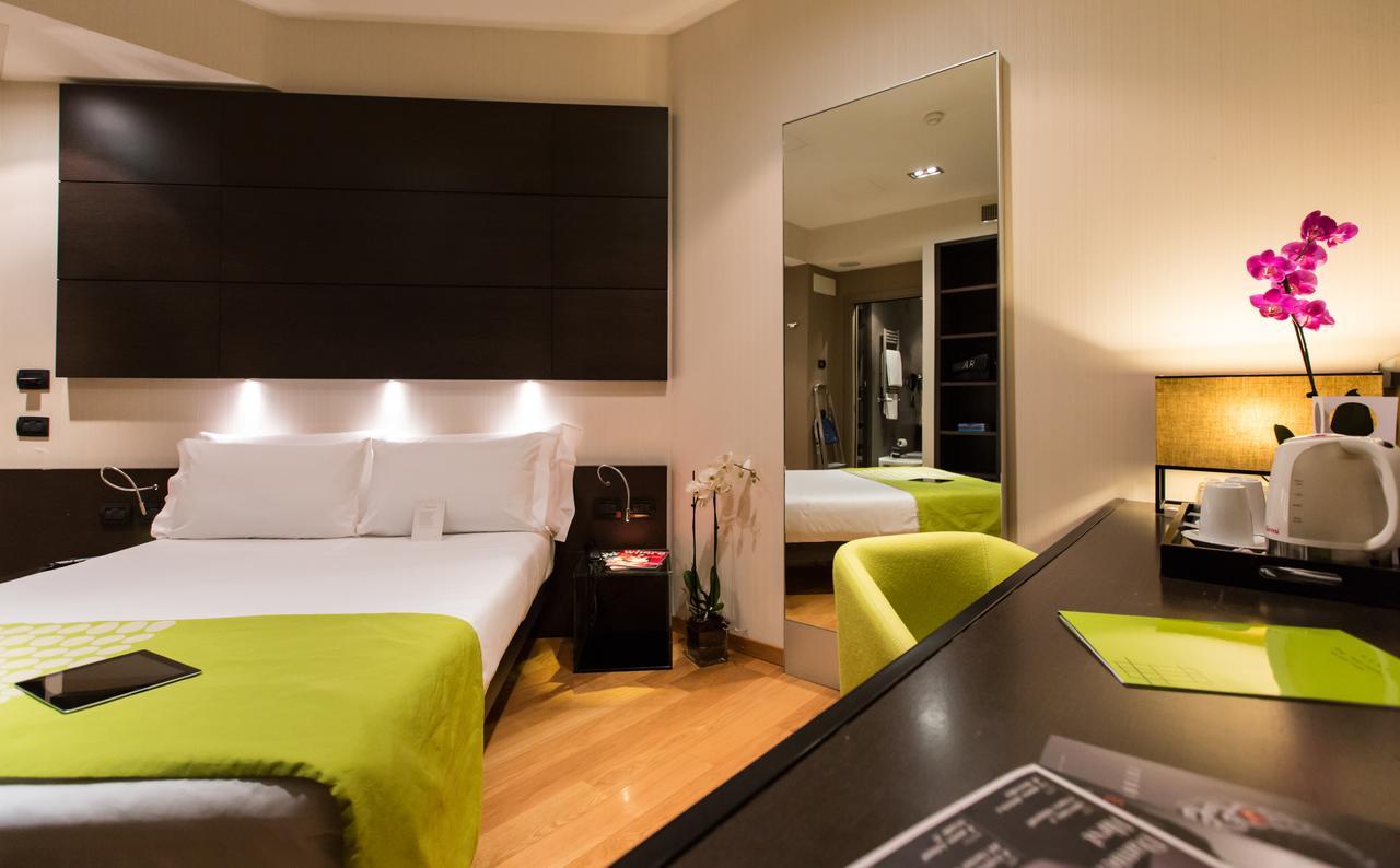 Best Western Plus The Hub Hotel Milano Eksteriør billede